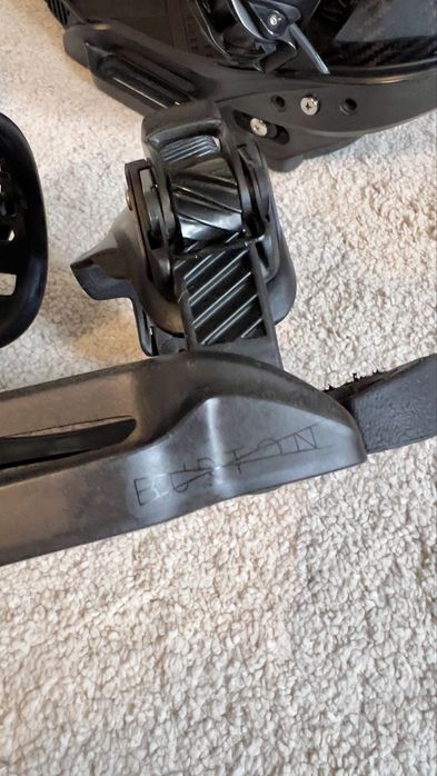 Legaturi Snowboard Burton X EST CARBON – Top de gama, aproape noi