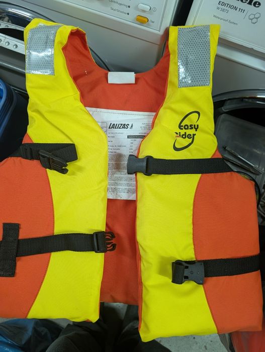 Veste salvare pentru copii