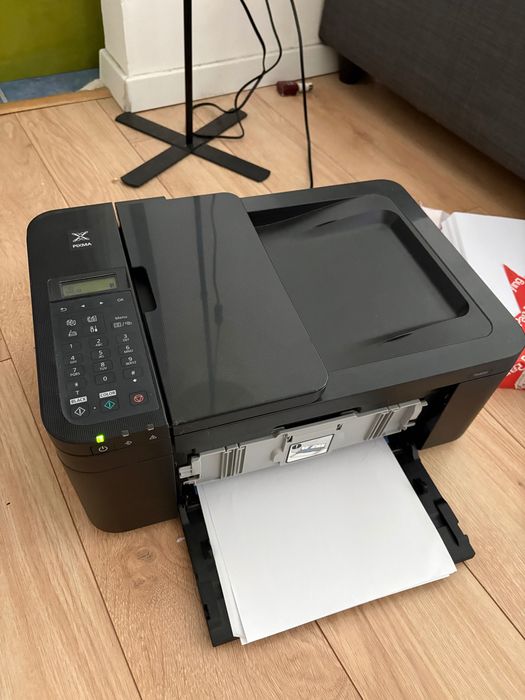canon pixma tr4650 all-in-one printer (black) + a4 paper bundle