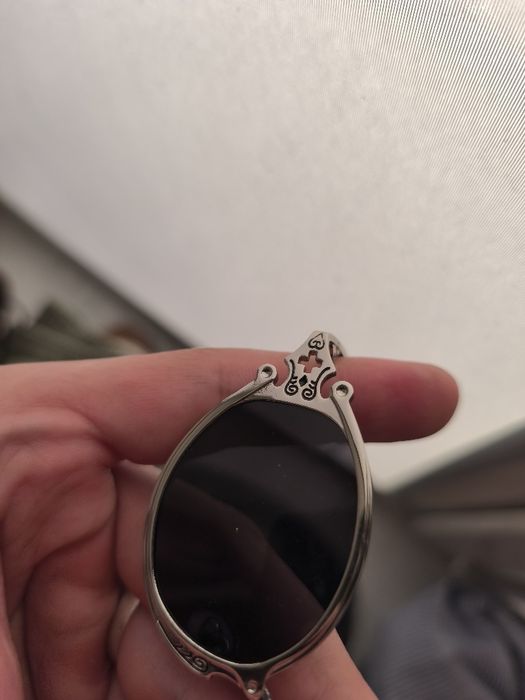 Продам очки солнцезащитные