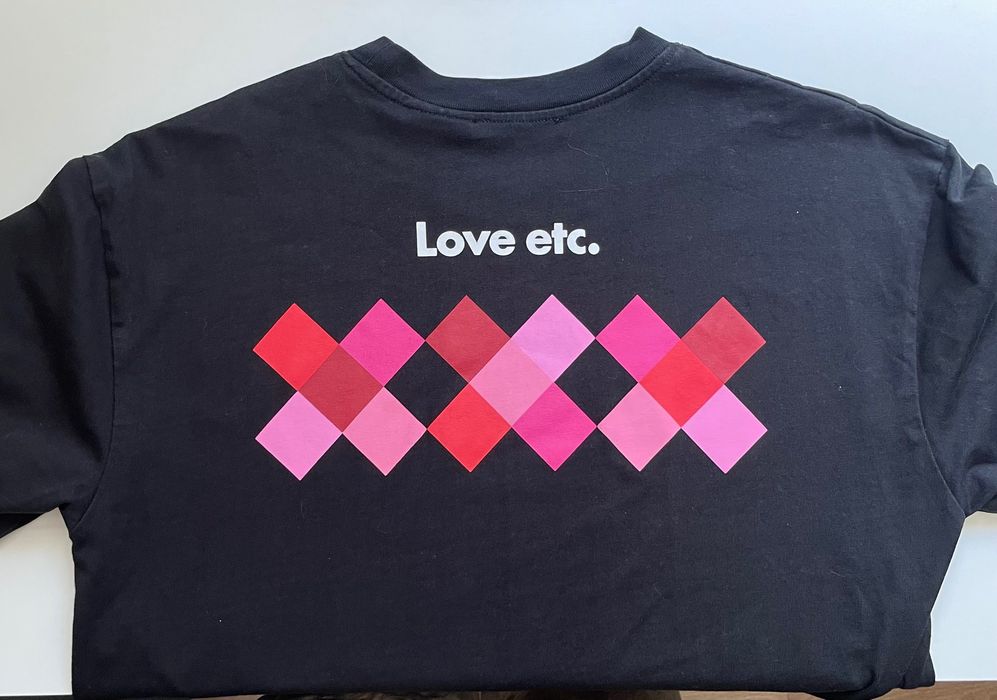 Черна ТЕНИСКA Zara S