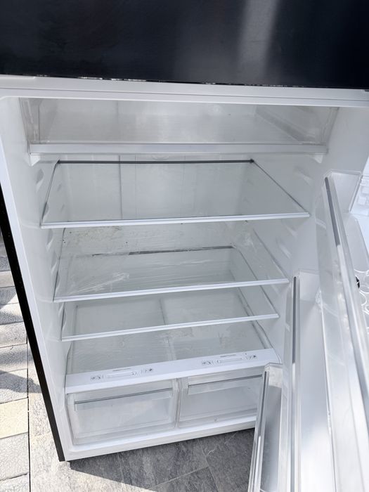 Holodilnik Sotiladi Loretto firmaniki