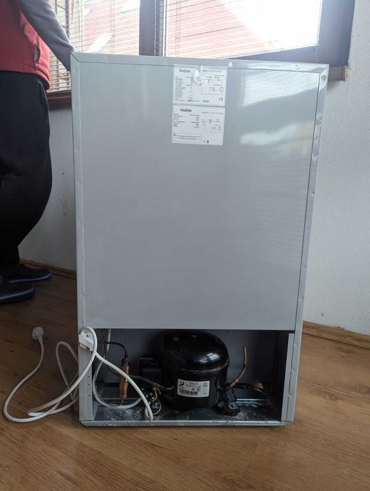 Мини хладилник с вътрешна камера Conegliano MR-85 – 75л (Сребрист)