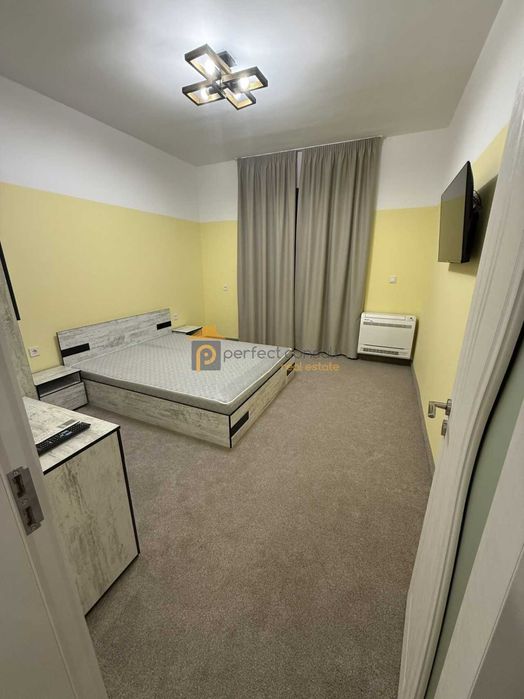 Тристаен апартамент в Центъра