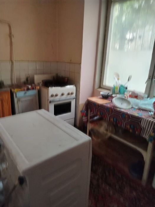 Yunusobod Tumani 17 kvartal Uy sotiladi