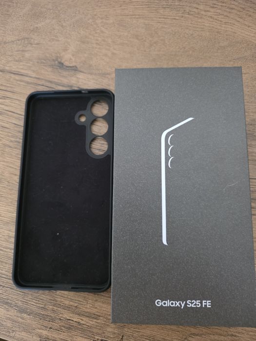 Samsung Galaxy S25 FE