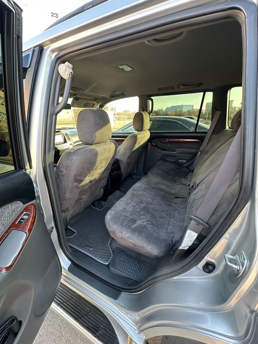 Тойота Ленд Крузер Прадо