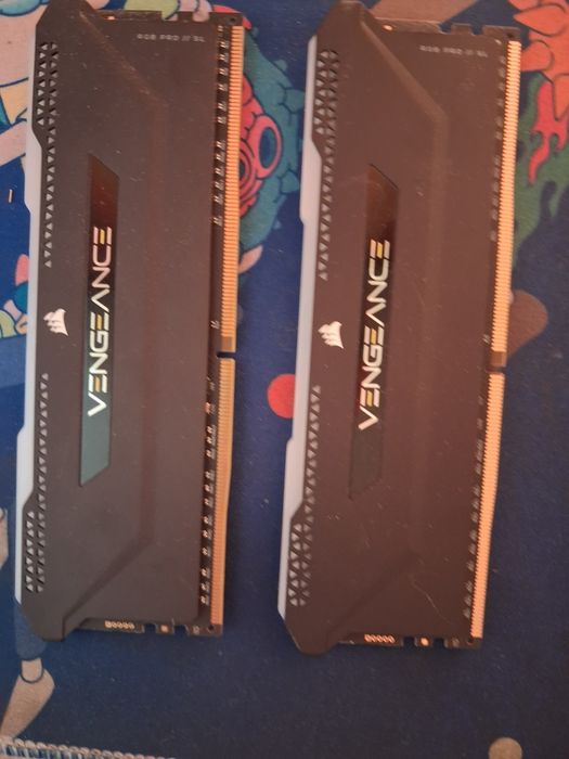 Рам памет corsair 32 go ddr4