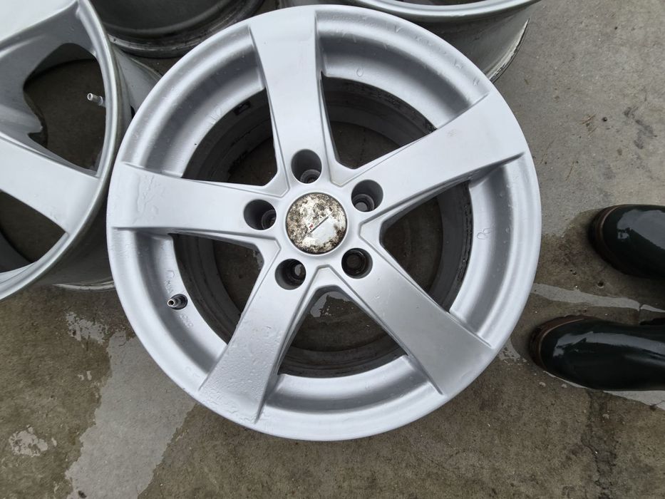 Джанти  5х112 R16 DEZENT ET40 7J KBA47687