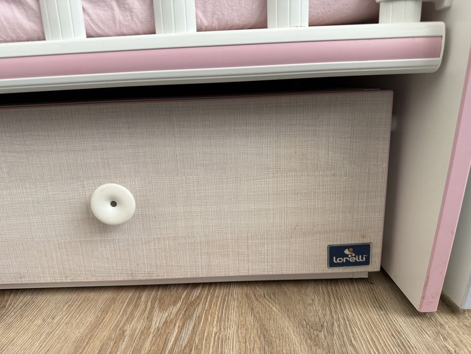 Бебешко дървено креватче Lorelli Matrix Розово