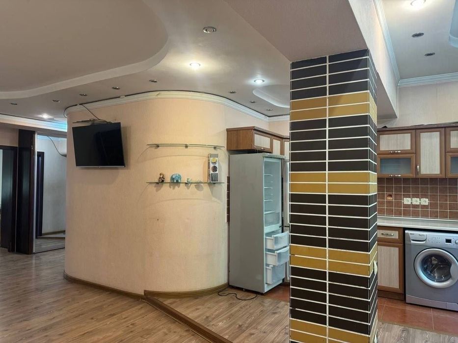 Продается 3 комнатная квартира ремонт Ц-5, Алайский рынок Юнусабад