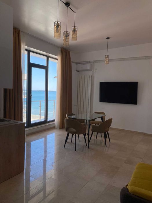 Inchiriez Apartament 3 Camere Mamaia Nord Vedere la Mare