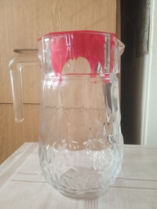 Графин для соков компотов