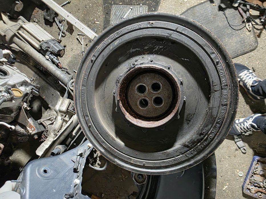 Демпферна шайба за BMW F10 f11 f30 двойка дизел n47 184 коня