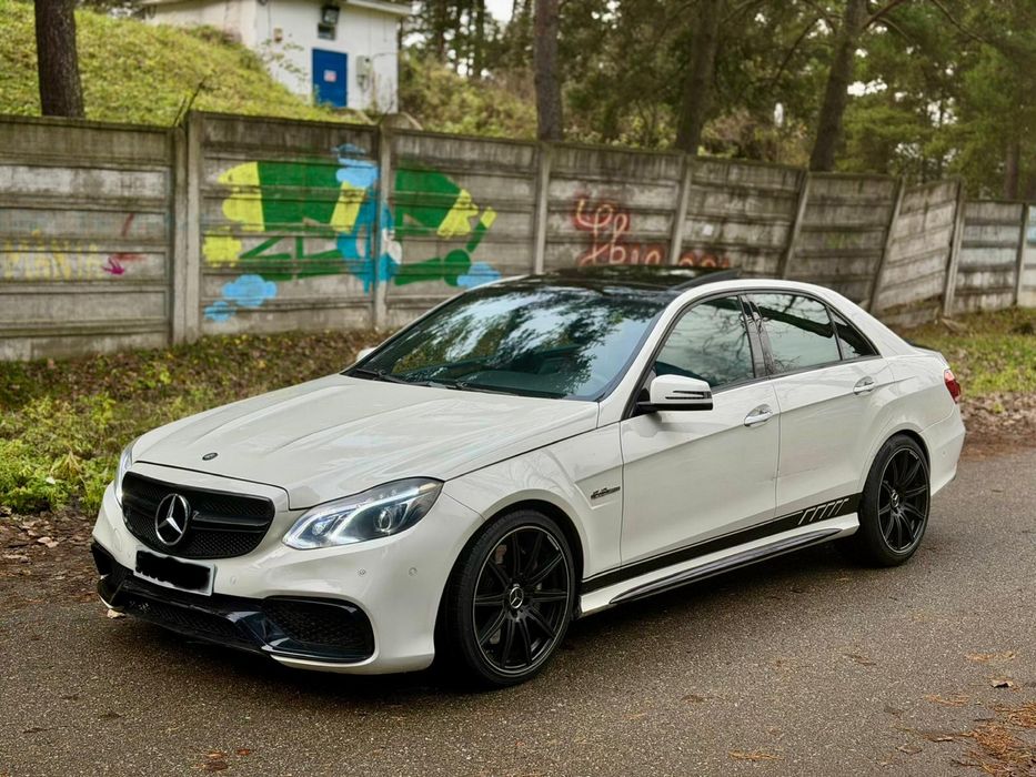 Mercedes E63 AMG facelift 600cp extra full