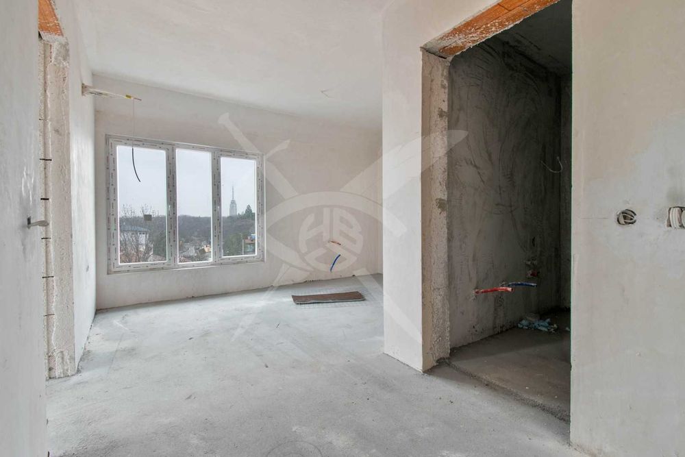 Продава се Тристаен апартамент в София, Лозенец - 109 кв.м за 1576 €/кв.м - Снимка #1