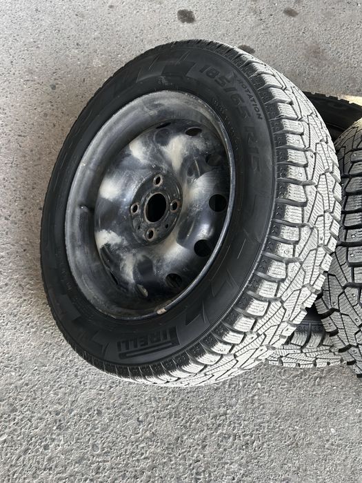 Диск с шинами Pirelli для Accent Rio