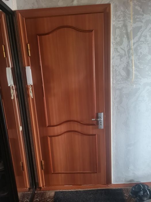 Дверь входная ..