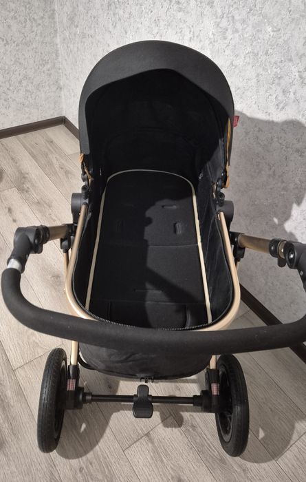 Детская  коляска