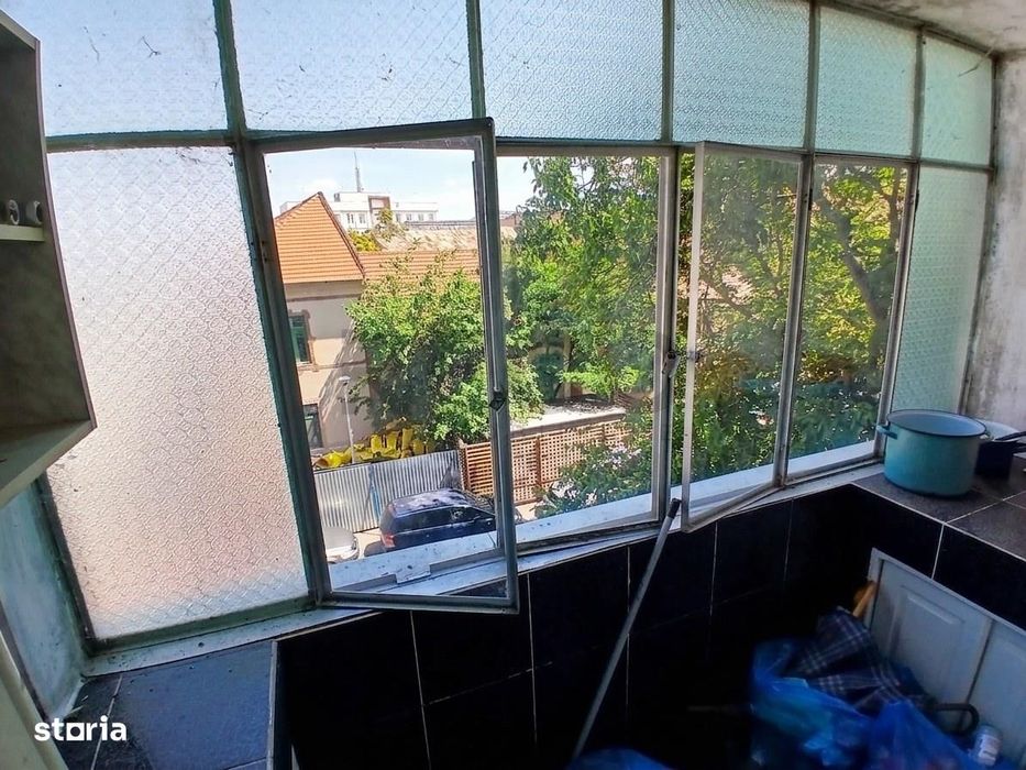 RECO Apartament cu 3 camere decomandat etaj 2 bloc cu lift zona cicero — fotografia 3