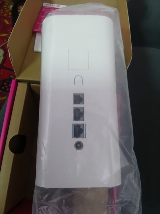 Новый!!! 5G+4G алтел теле2 роутер модем