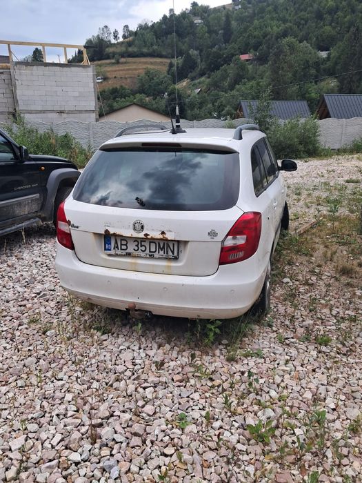 SKODA Fabia 2010 — imagine 4