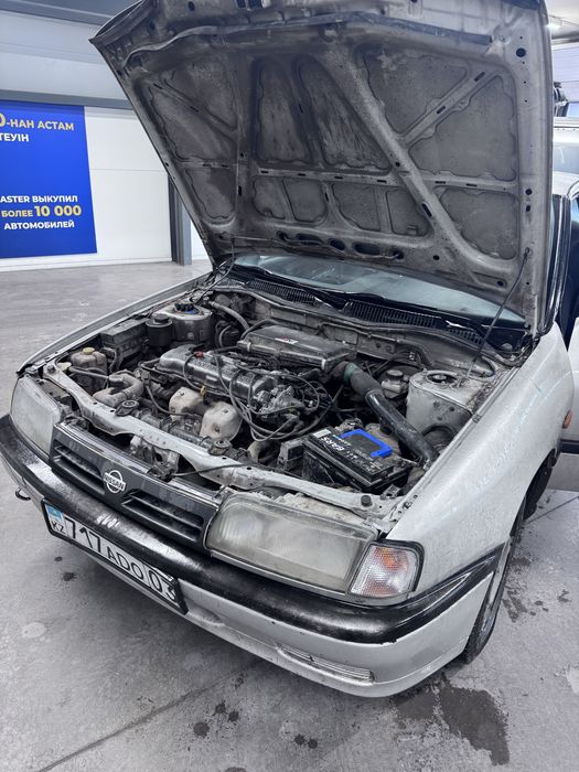 Срочно продам Ниссан примера п10 1995