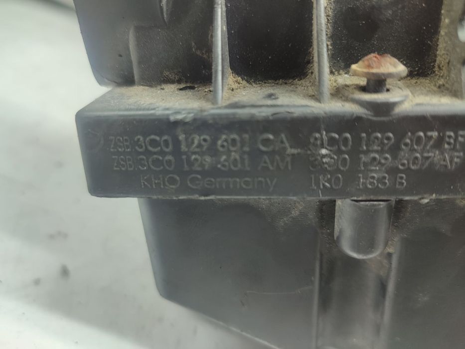 Carcasa filtru aer 3c0129601ca Volkswagen Golf 6 (2008 - 2015) CAY