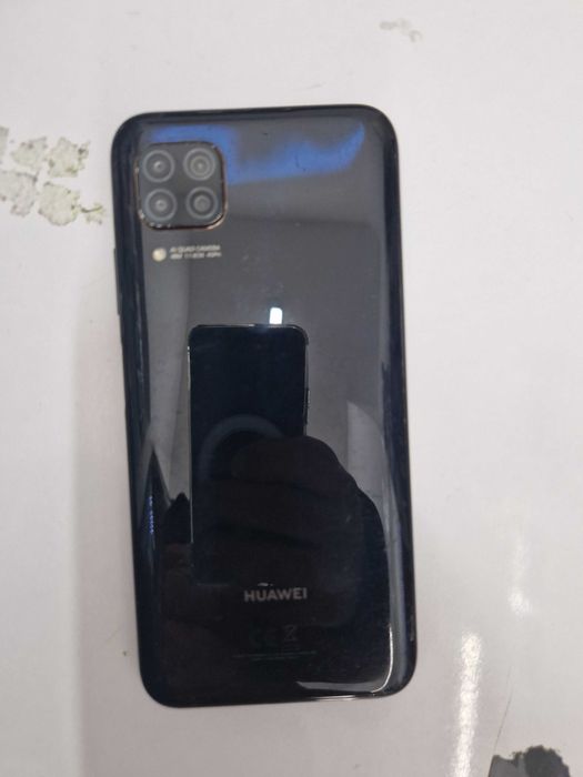 Huawei P40lite RAM 6 128  ГБ