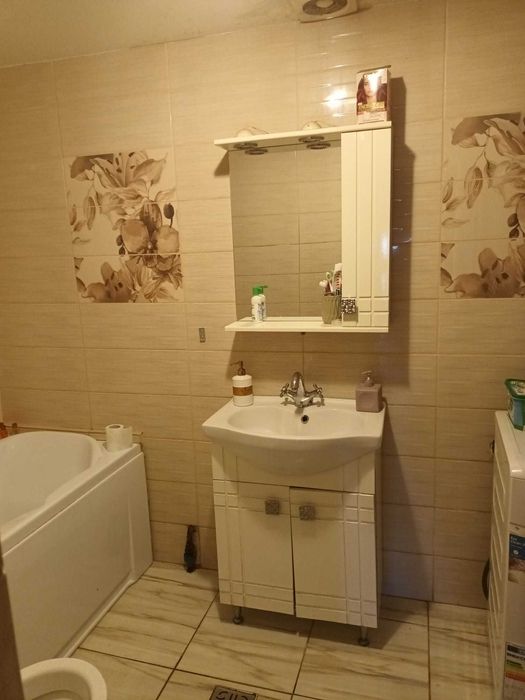 Schimb casa+1842 mp teren situata in Ciolpani Ilfov cu alta casa in Otopeni cu teren mai putin.