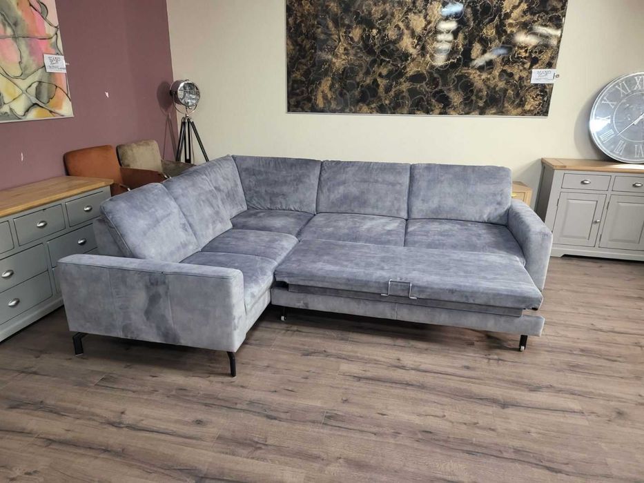 Сив ъглов диван от плат с функция сън MM-ZE1126