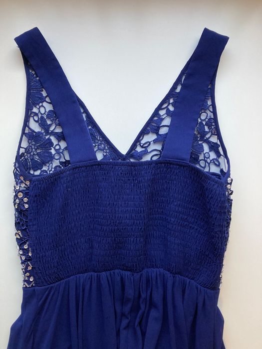 Тъмносиня дълга рокля