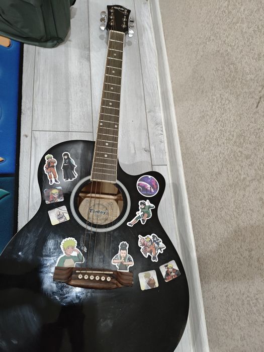 Гитара акустическая