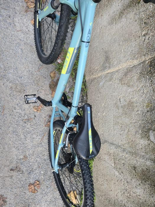 Cube Acid 24 цола 7 скорости Shimano преден амортисьор