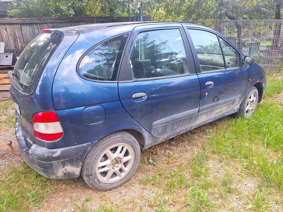 RENAULT 4 2003 — imagine 2