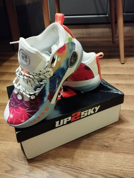 Баскетболни обувки - UP 2 SKY