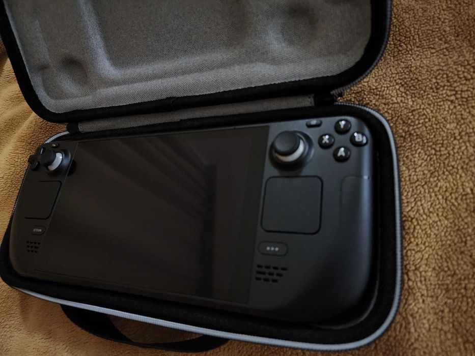 Ноыая Игровая приставка