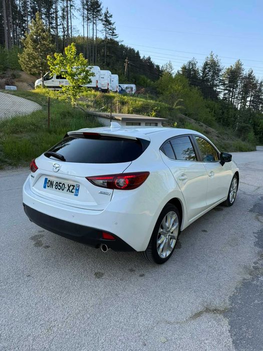 Mazda 3 2.2d Skyactiv Head-Up BOSE
