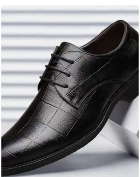 erkaklar oyoq kiyimi