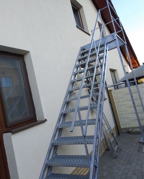 Scari zincate de exterior