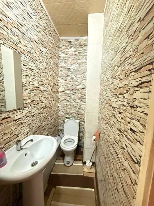 Срочно сотилади Сергели 7. 3/8/9. Балкон:2*6+2*3 85м²