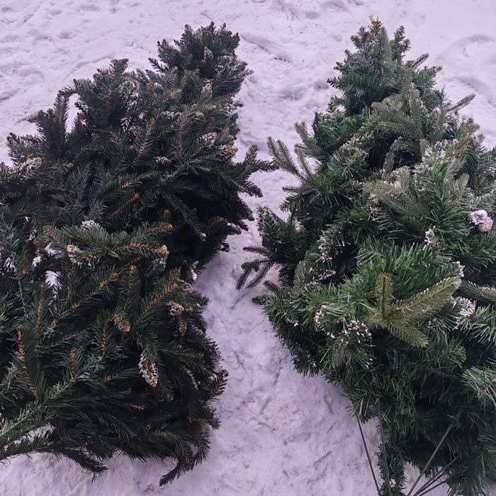 Елки искусственные