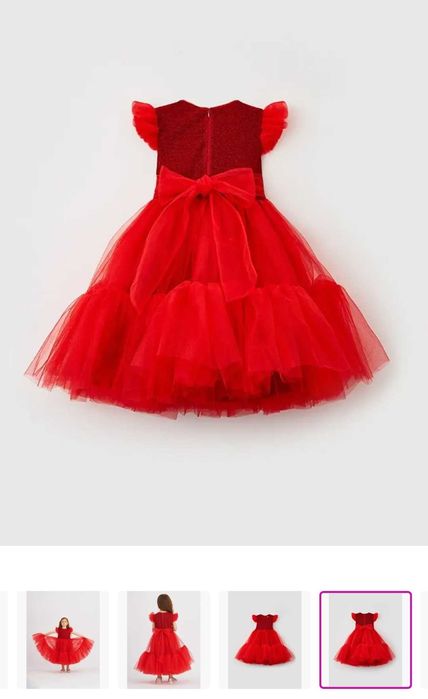 Платье нарядное для девочки 110-116