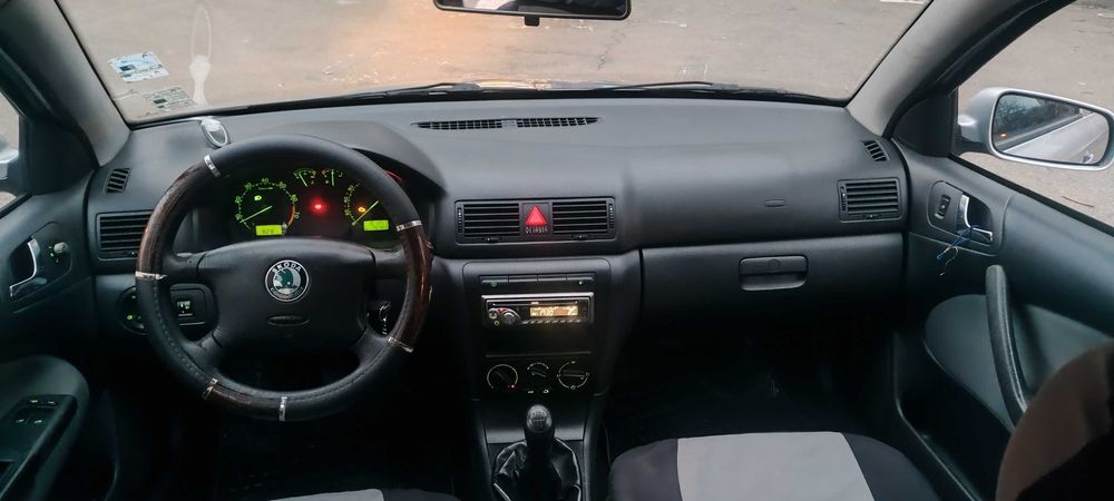 Skoda Octavia Tour 2