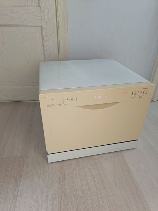 Продам компактный посудомоечную машину