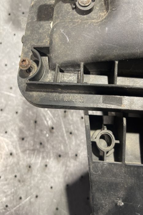 Carcasa filtru aer A 000 090 50 01 Mercedes-Benz Sprinter a 2-a gener