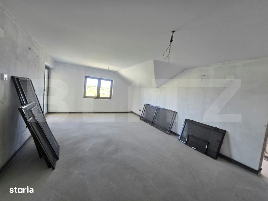 Casa solida P+M, 180 mp utili, 2 fronturi stradale – ideala pentru f