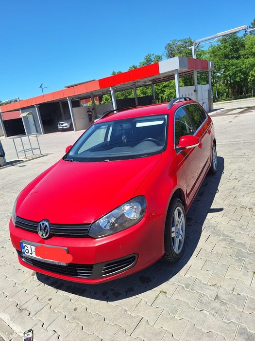 VOLKSWAGEN Golf 2010