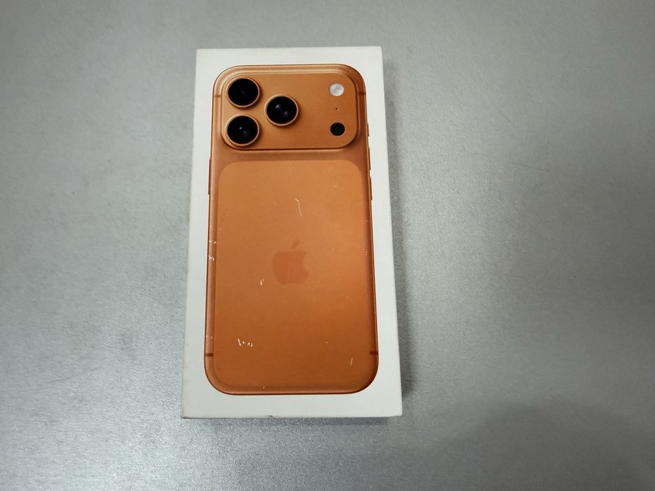 iPhone 17 Pro,,512GB, Cosmic Orange, nou la cutie