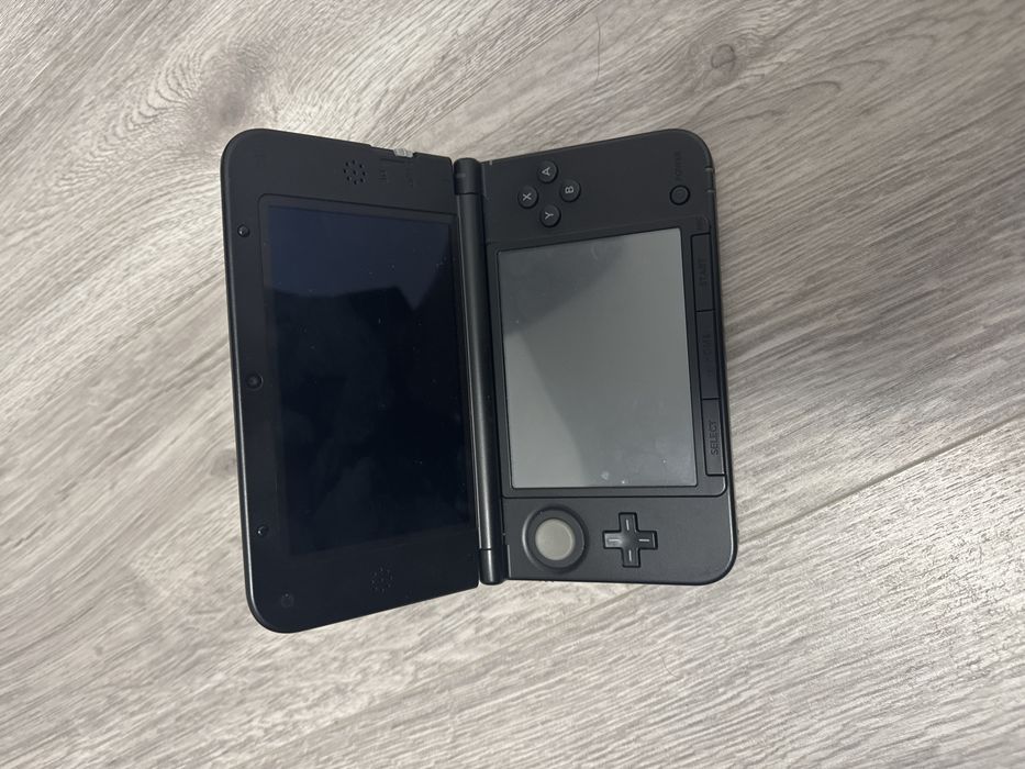 nintendo 3ds XL modat grey